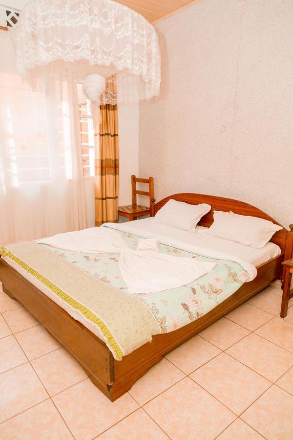 Auberge La Caverne Kigali Exteriör bild