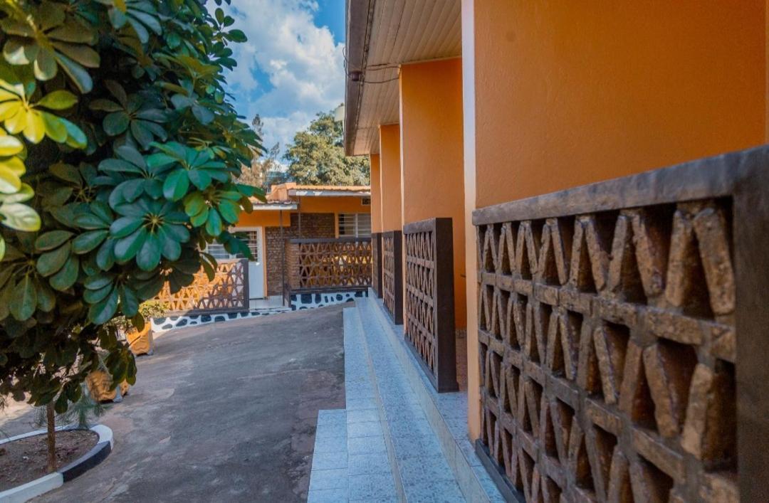 Auberge La Caverne Kigali Exteriör bild