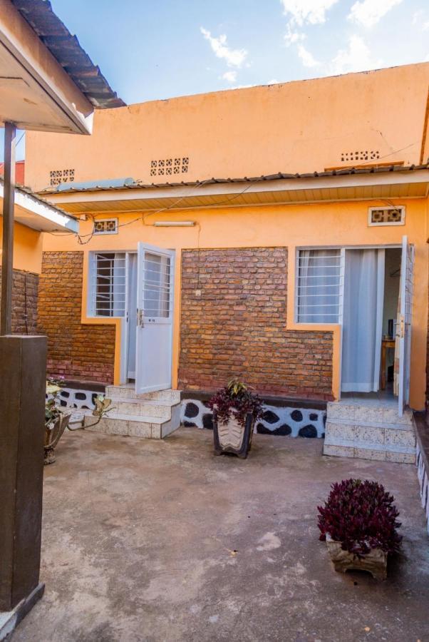 Auberge La Caverne Kigali Exteriör bild